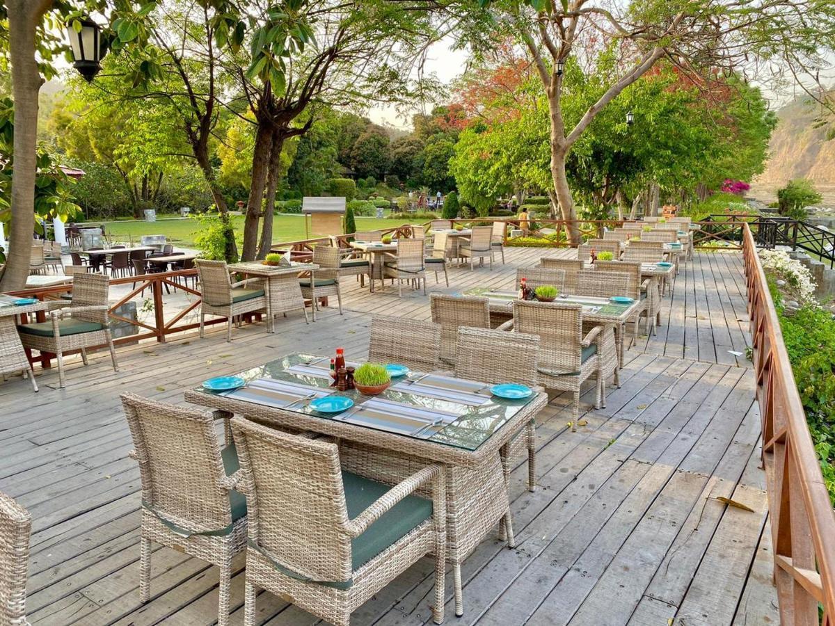 The Riverview Retreat Corbett By Leisure Hotels Garjia Экстерьер фото