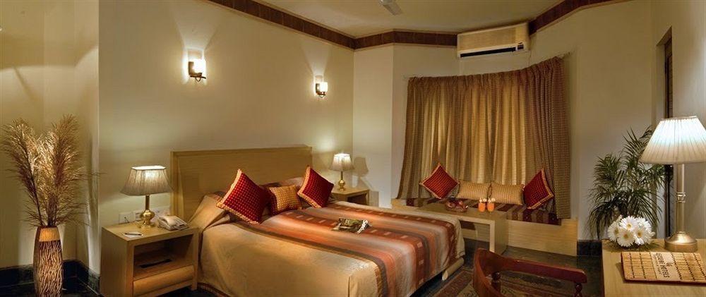 The Riverview Retreat Corbett By Leisure Hotels Garjia Номер фото