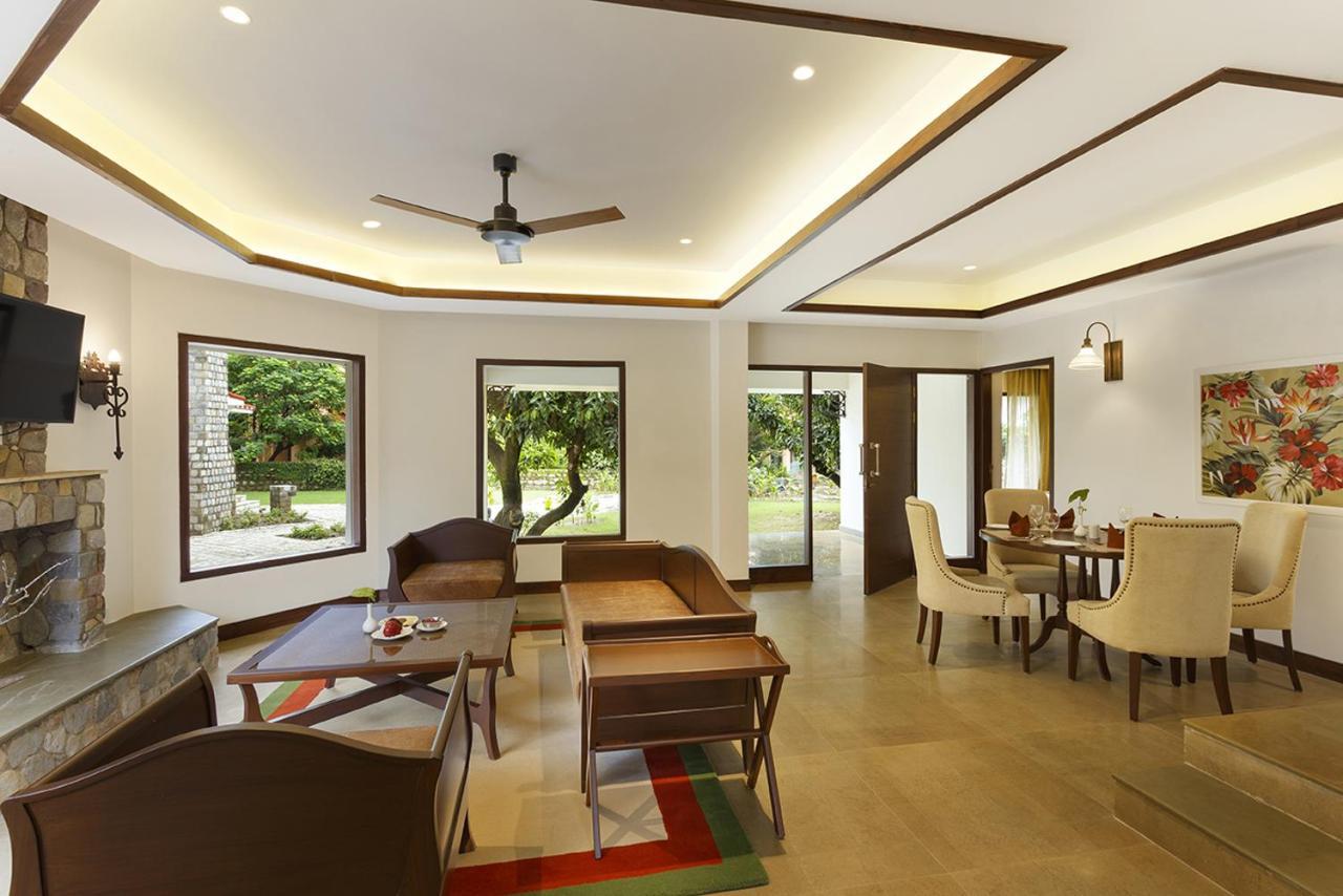 The Riverview Retreat Corbett By Leisure Hotels Garjia Экстерьер фото