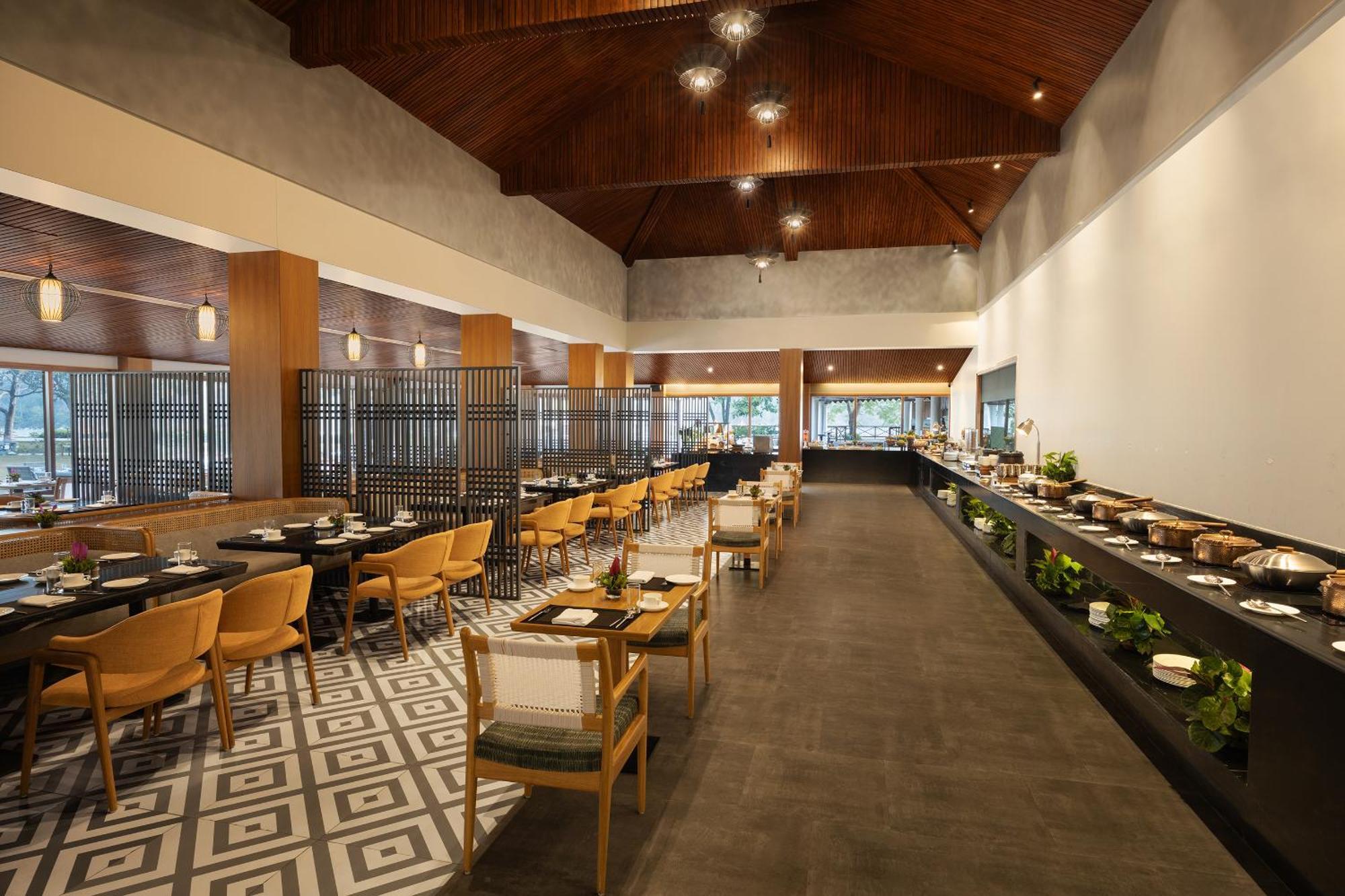 The Riverview Retreat Corbett By Leisure Hotels Garjia Экстерьер фото