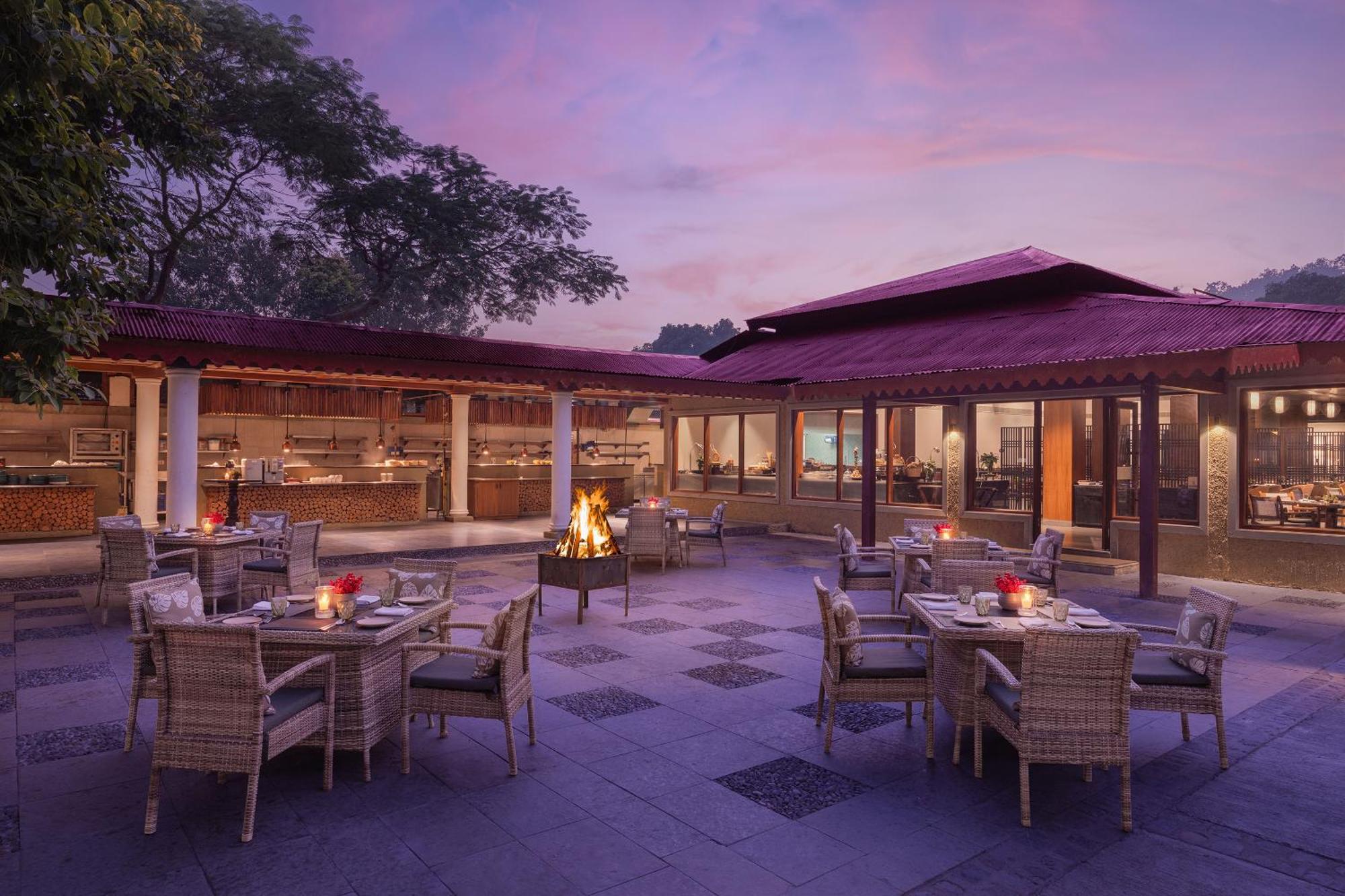 The Riverview Retreat Corbett By Leisure Hotels Garjia Экстерьер фото