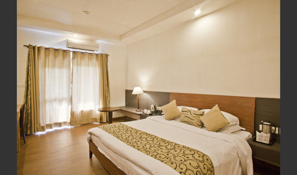 The Riverview Retreat Corbett By Leisure Hotels Garjia Экстерьер фото