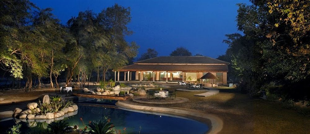 The Riverview Retreat Corbett By Leisure Hotels Garjia Экстерьер фото