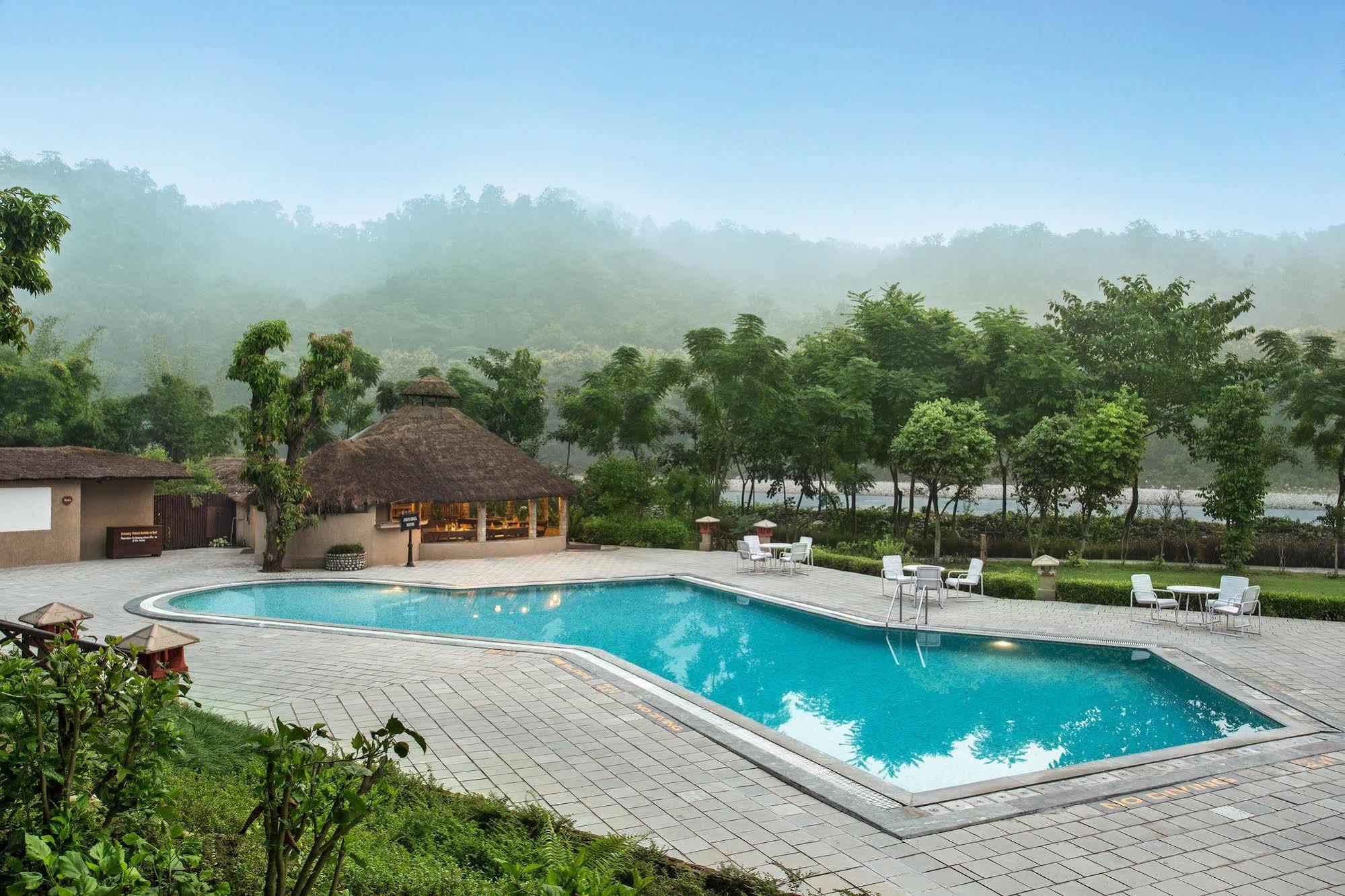 The Riverview Retreat Corbett By Leisure Hotels Garjia Экстерьер фото