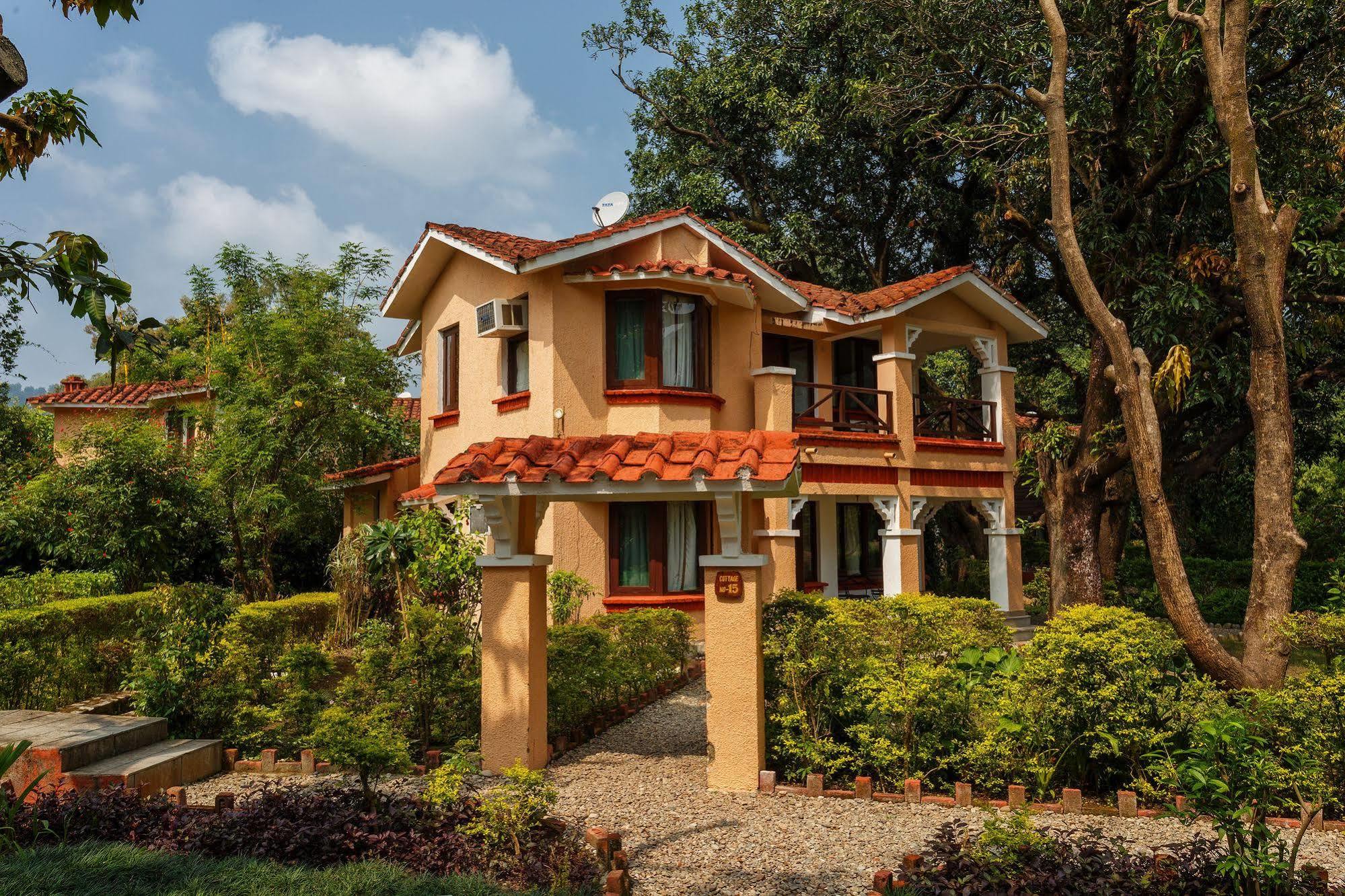 The Riverview Retreat Corbett By Leisure Hotels Garjia Экстерьер фото