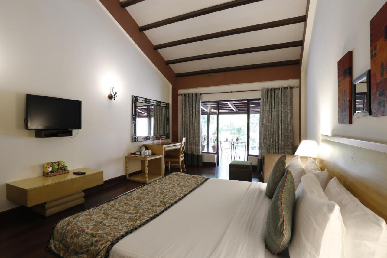 The Riverview Retreat Corbett By Leisure Hotels Garjia Экстерьер фото